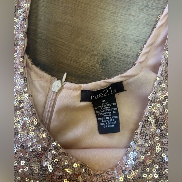RUE 21 SEQUINED DRESS SLEEVELESS mini FULLY LINED BACK ZIPPER SIZE XL - Picture 7 of 9